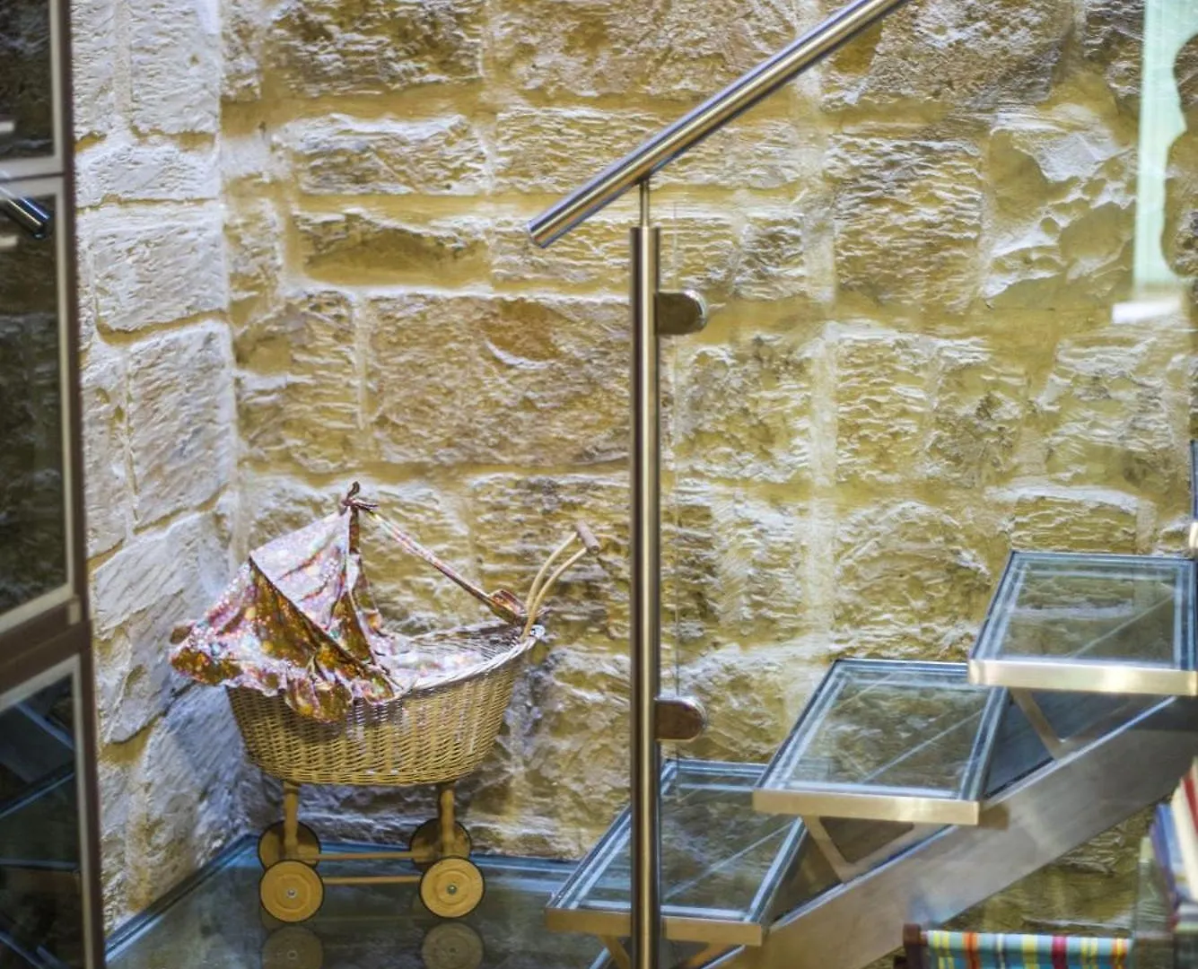 The Burrow Guest House Tarxien Malta
