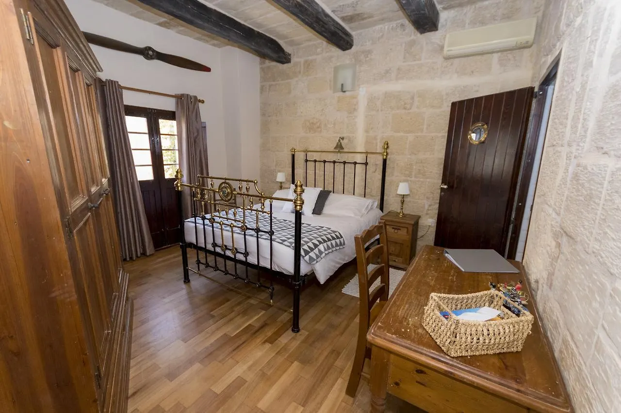 The Burrow Guest House Tarxien