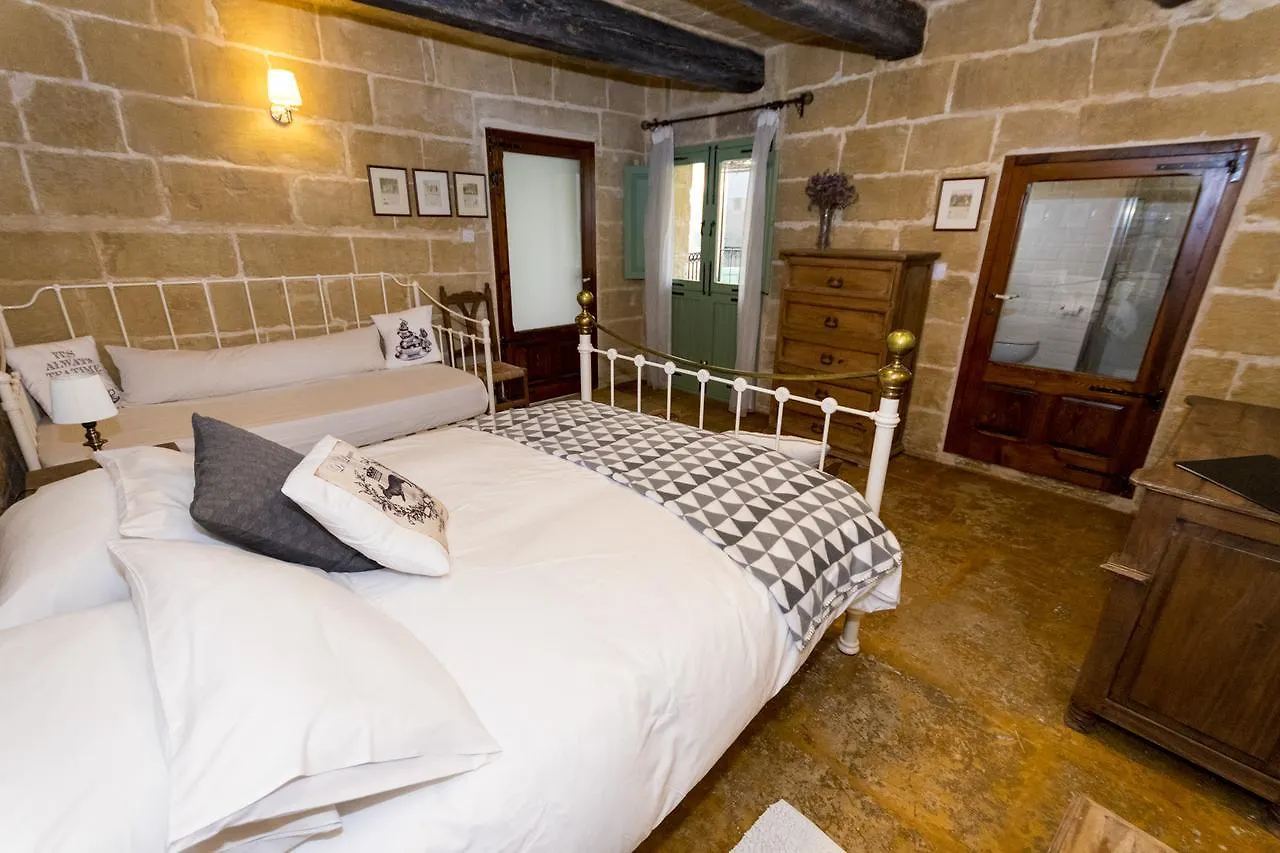 The Burrow Guest House Tarxien