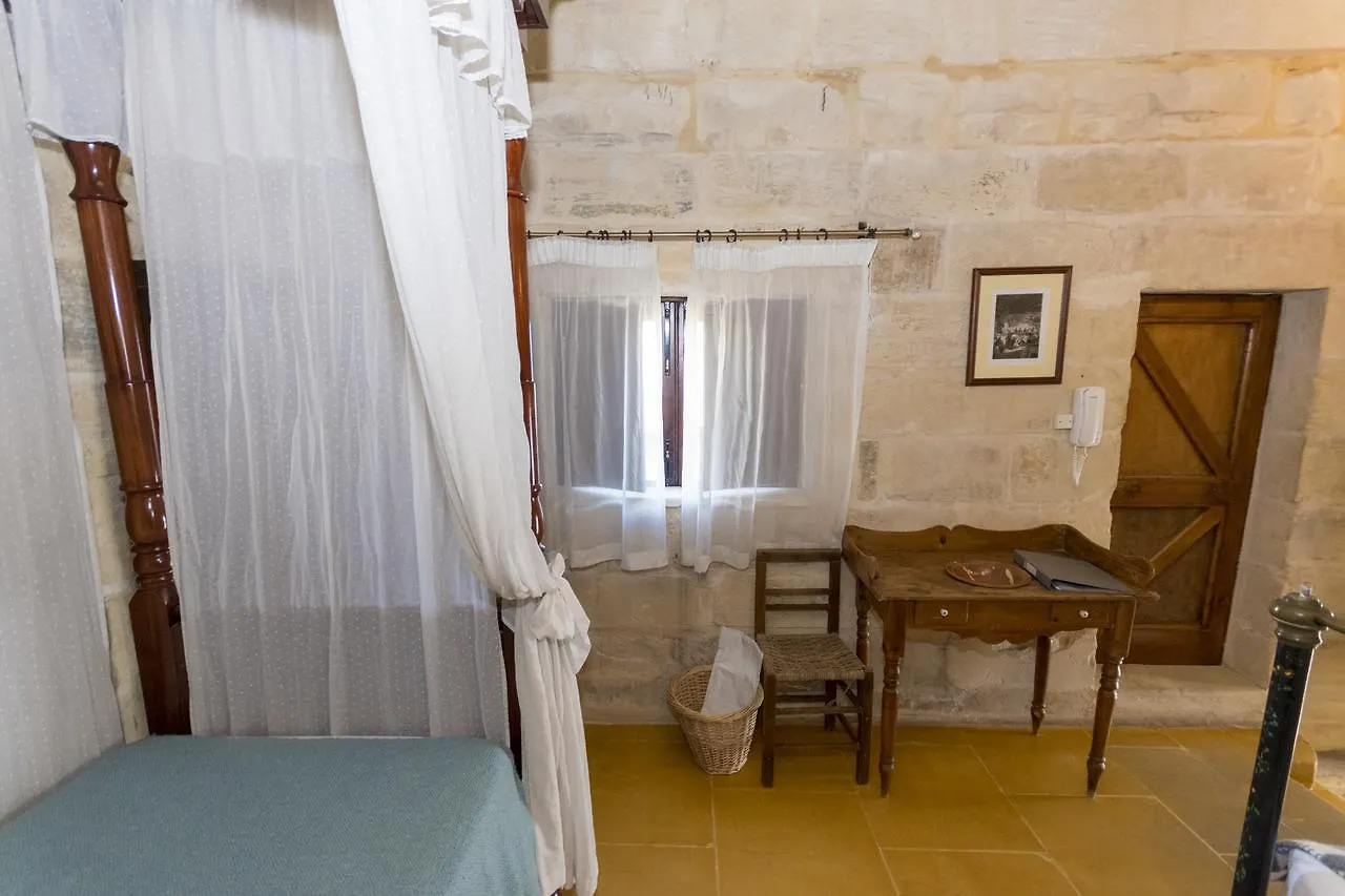 The Burrow Guest House Tarxien